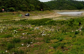 Baraj Suyu Çekilen Cebeci Köyü Çöplük İçinde