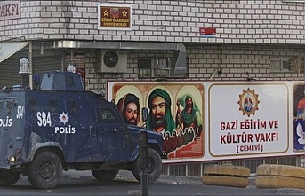 Sondakika: Gazi Cem Evine Polis Barikat Kurdu.