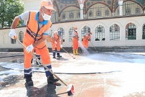 Sultangazi'de Cami ve Avlularında Dezenfekte Çalışması Yapıldı.