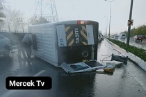 Sultangazi'de Servis Aracı Takla Atıp Karşı Şeride Geçti !.