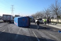 Sultangazi Mahmutbey yolunda trafik kazası:2 yaralı