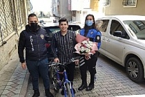 Cumhurbaşkanı Erdoğan hediye etmişti, çalınan bisiklet bulunup sahibine teslim edildi.