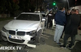 Sultangazi’de kontrolden çıkan ticari araç, otomobillere...