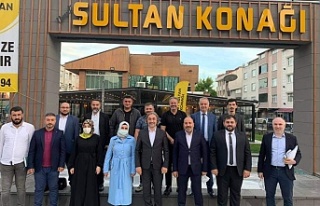 Ramazan Altan'dan sert sözler "Konak bahane...