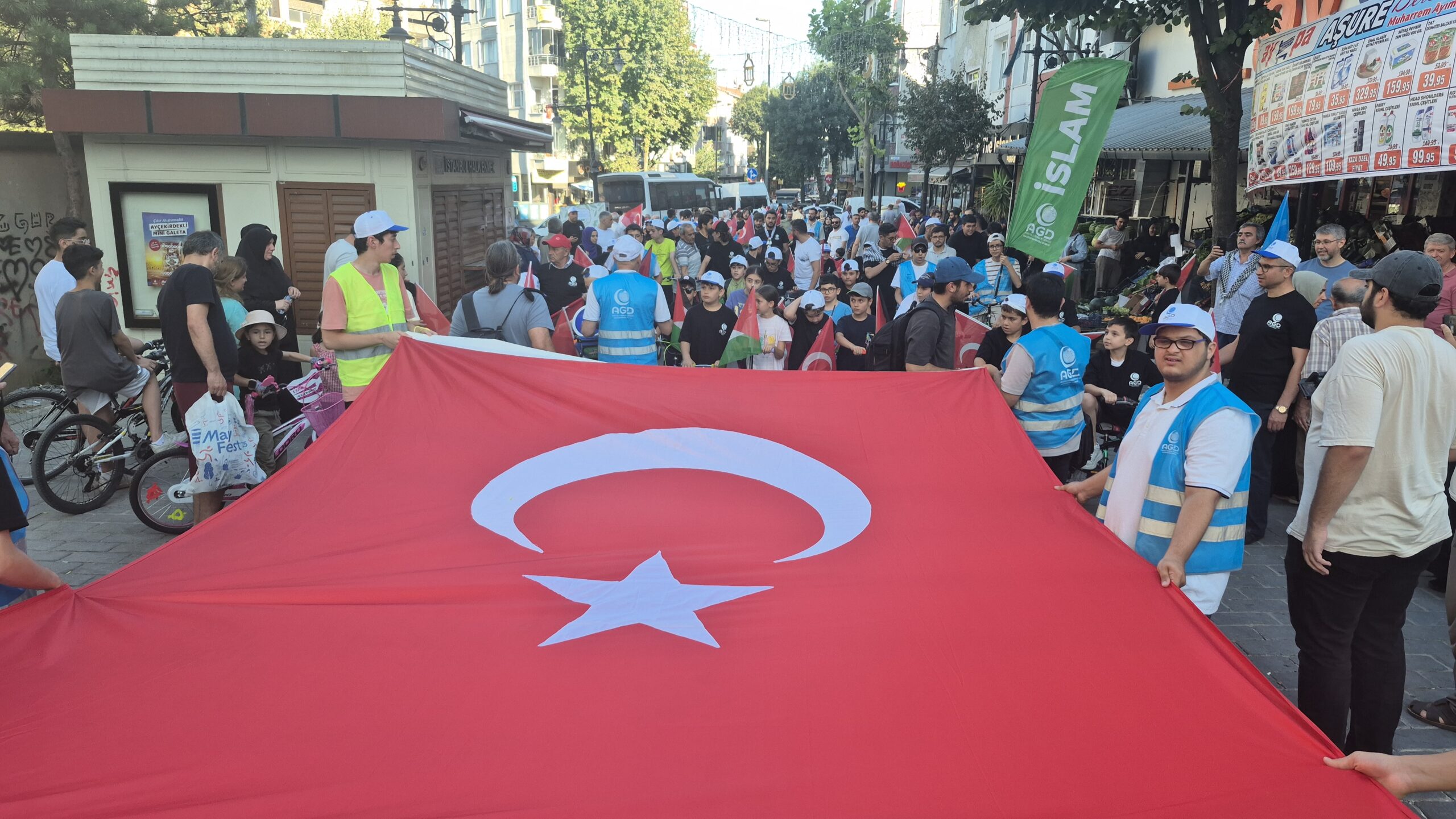 Gaziosmanpaşa’da Filistin İçin Pedallar Çevrildi: “Nehirden Denize Özgür Filistin”